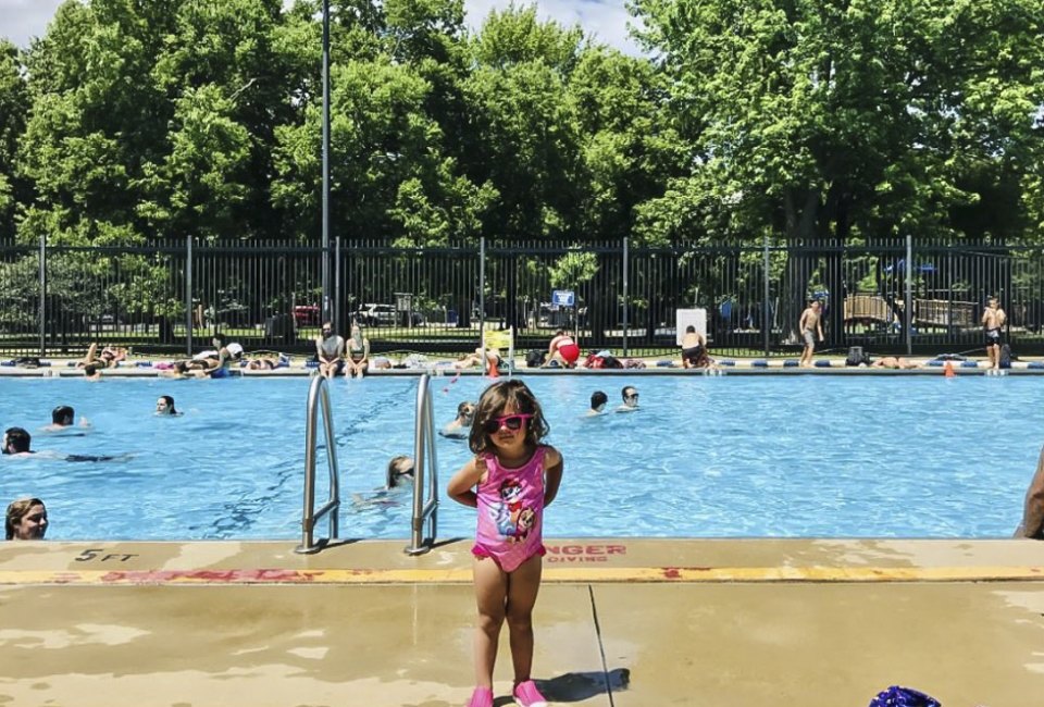 Beat the heat in Chicago at Holstein Park Pool