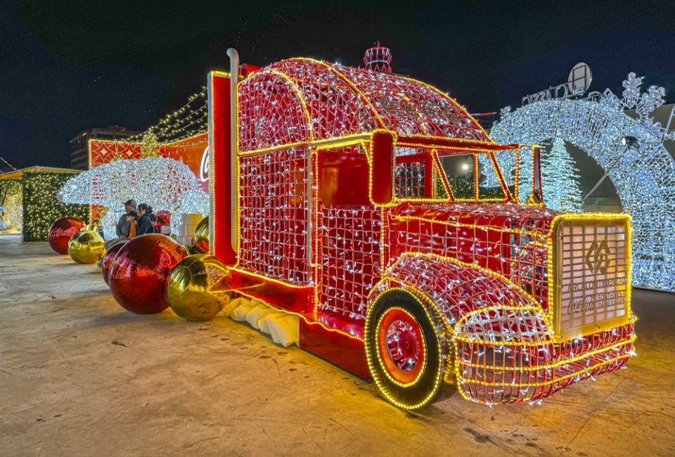 Coca-Cola Classic Christmas is now open outside Memorial City Mall. Photo by Elizabeth R.