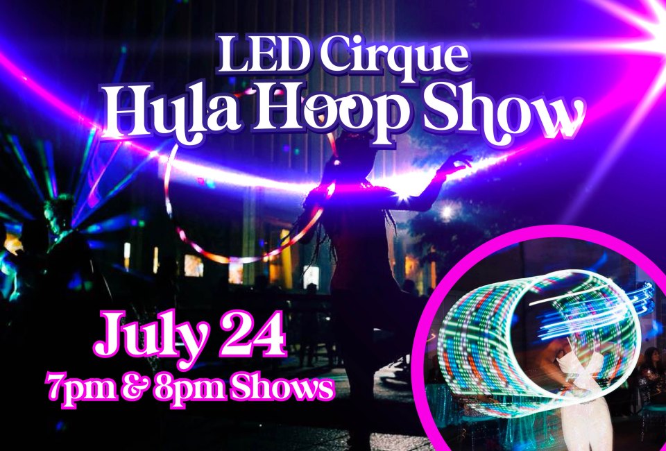 LED Cirque Hula Hoop Show at Casino Pier