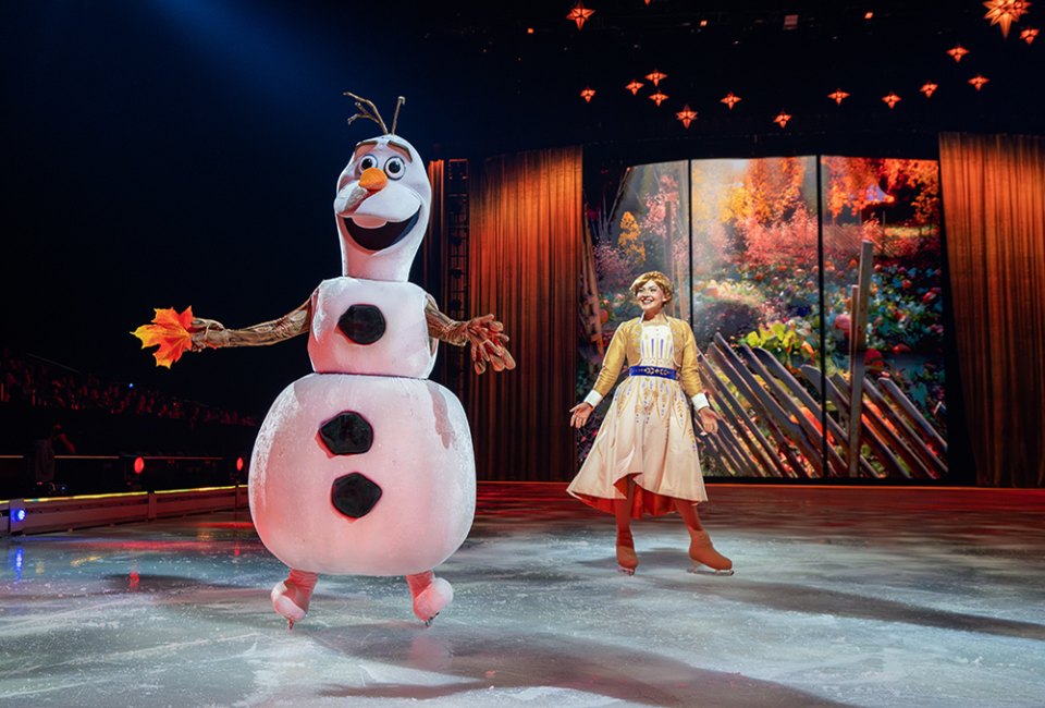 Disney on Ice: Magic in the Stars. Photo courtesy of Feld Entertainment.