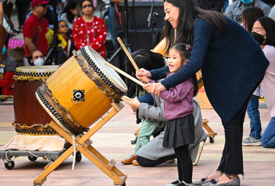 Welcome the Year of the Snake at the Oshogatsu Family Festival. Event photo by Doug Mukai for JANM