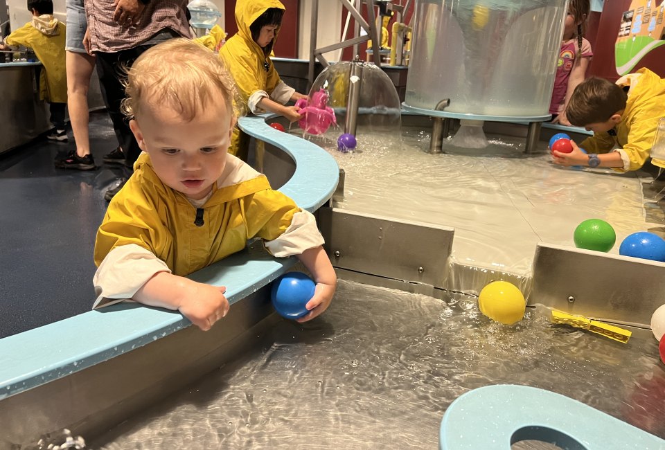 Road trips for Families from Los Angeles: Discovery Children's Museum in Las Vegas