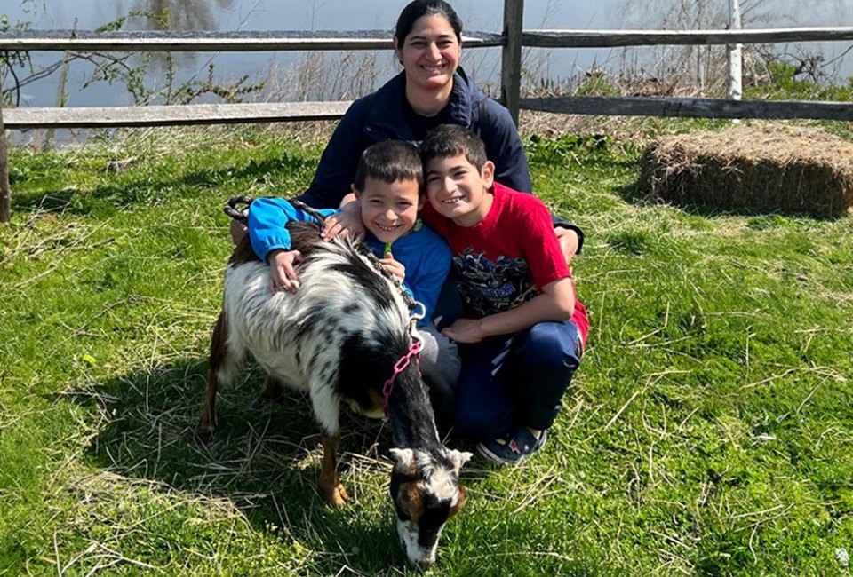 Get snuggly and cuddly with the family and enjoy the top things to do in CT this weekend! Goat Snuggles photo courtesy of Lyman Orchards