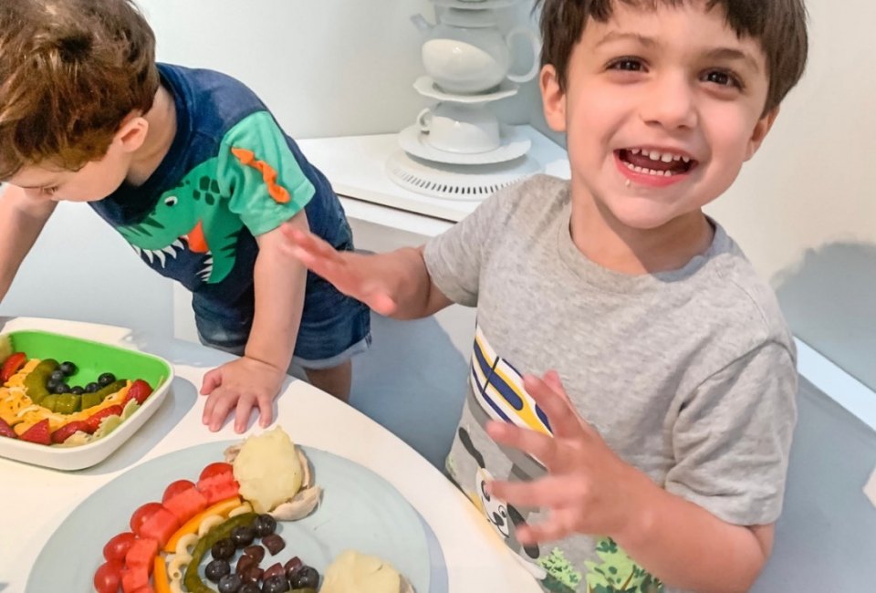 Even the pickiest toddler will want to literally eat a rainbow.