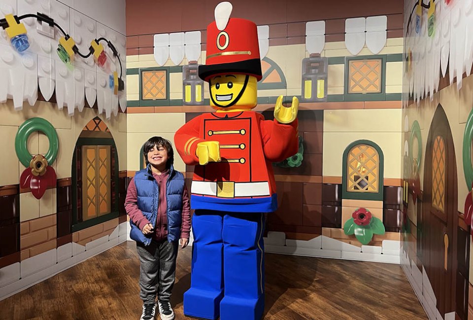 Legoland New York Holiday Brictackular: Holiday Headquarters photo-op