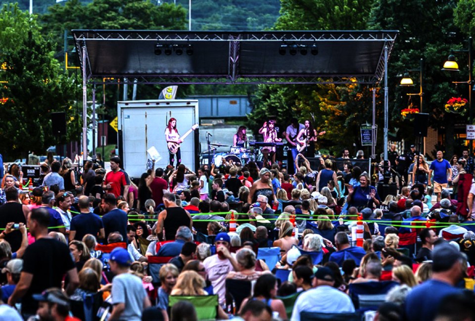 Summer Soiree Free Summer Concerts. Photo courtesy of the Lemont Park District