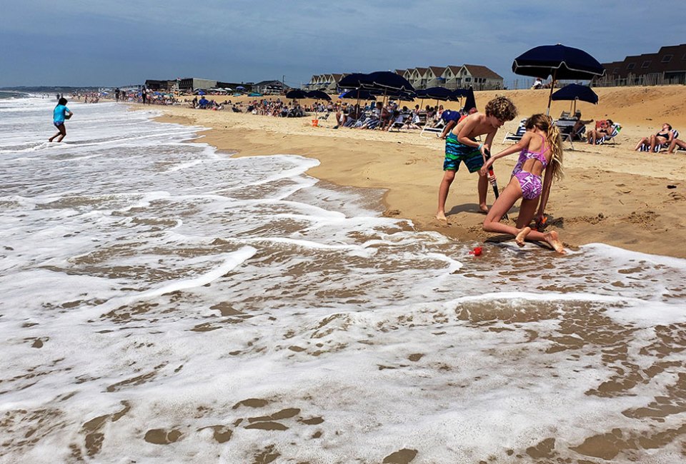 The beaches in Montauk are among the nation's best. Photo by Joe Shlabotnik via Flickr