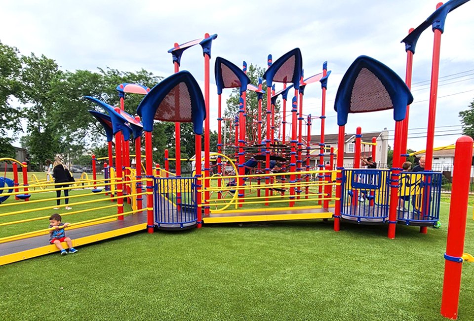 Enjoy the newly installed playground at Newbridge Road Park. Photo by Danielle Tienauchariya