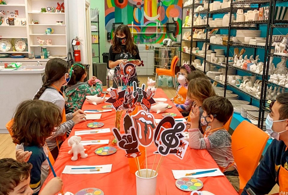 Kid's Indoor Birthday Parties in Houston: The Mad Potter