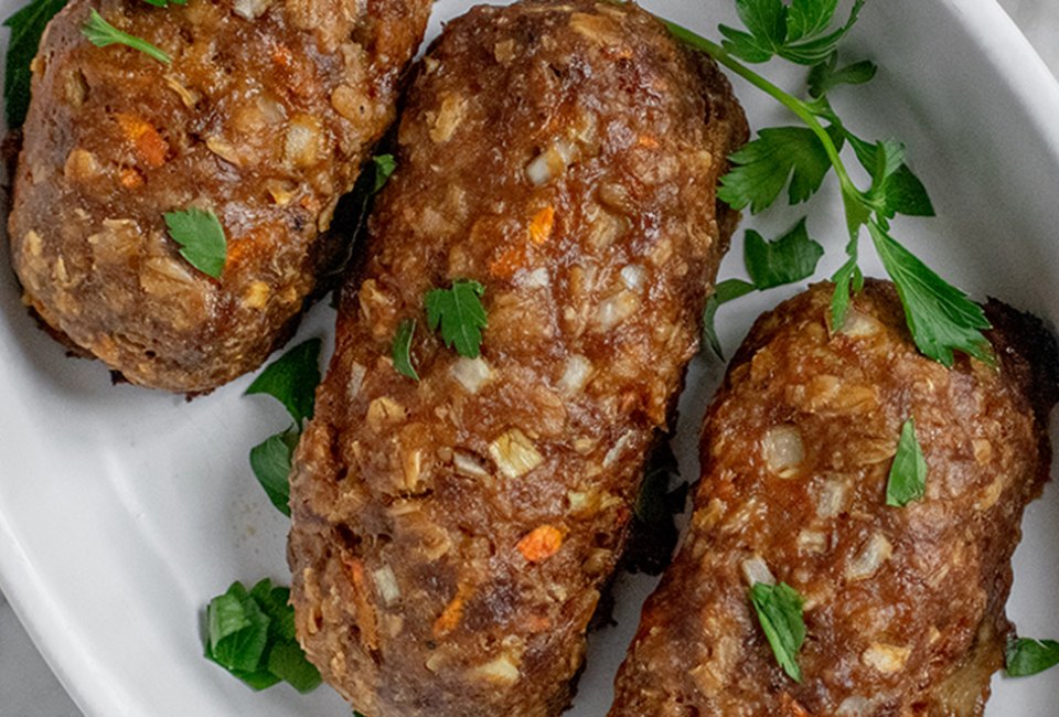 Quaker Oats' mini meatloaf recipe uses oatmeal instead of breadcrumbs, making it gluten-free. Photo courtesy of Quaker Oats