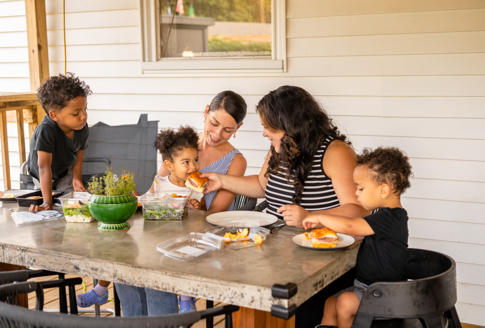 Feast & Fettle understands what parents need and has created a service that delivers fresh meals made entirely from real ingredients.