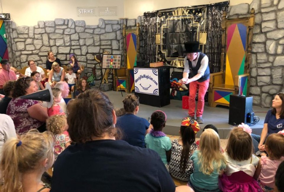 Monty the Magician Magic Shows at The Woodlands Children's Museum