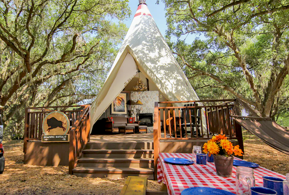 You definitely won't feel uncomfortable while camping at Westgate River Ranch Resort.