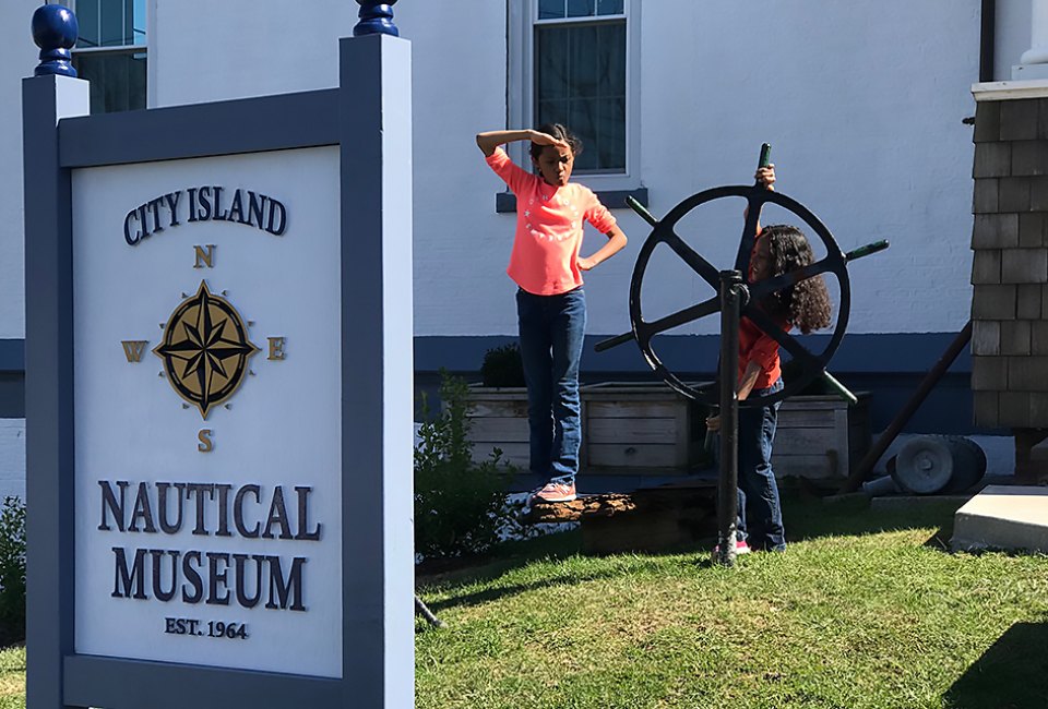 Play sailor at the island's Nautical Museum.