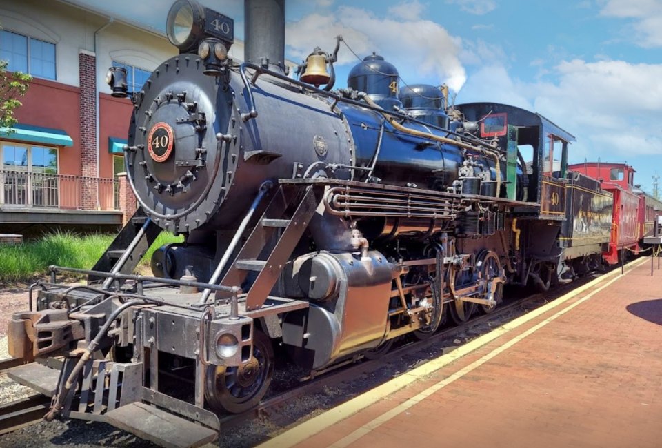 Fall Train Rides Near DC: New Hope Railroad
