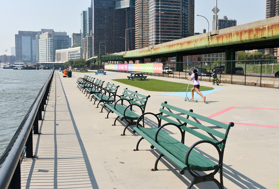 The retro-fitted Waterside Pier is the perfect spot for New Yorkers to take a stroll, have a picnic, or bask in the East Side’s scenic views.
