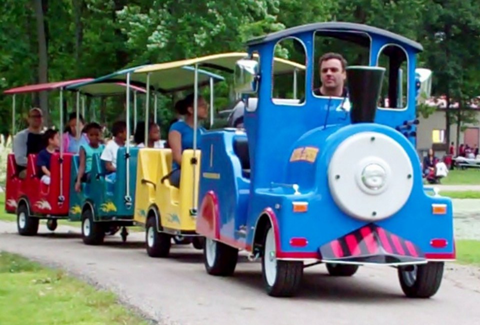 All aboard for the fun at the Lake Hopatcong Block Party. Photo courtesy of the event