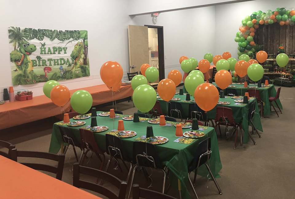 Imagine That!!! birthday party room 