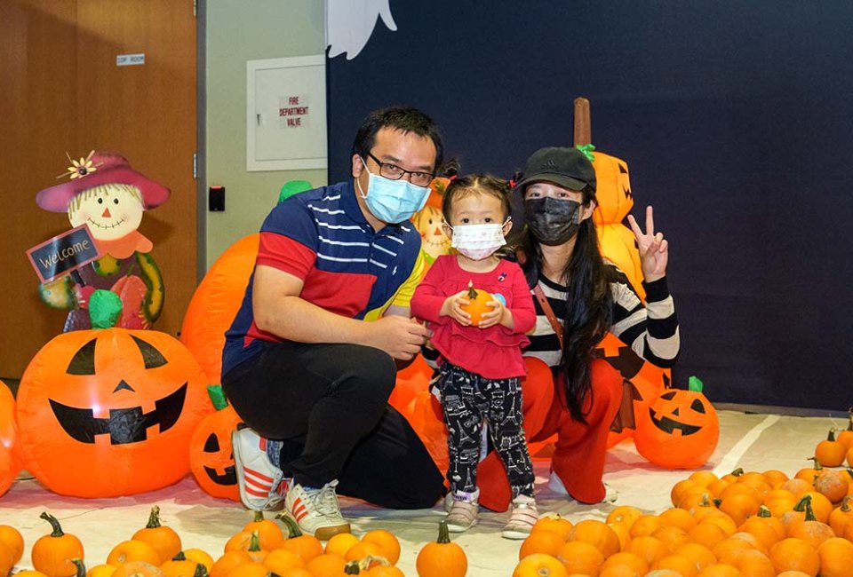 Not-So-Scary Halloween Events in New Jersey for Toddlers and Preschoolers The Liberty Science Center loves Halloween so much that they decided to celebrate all throughout October! Photo courtesy of LSC