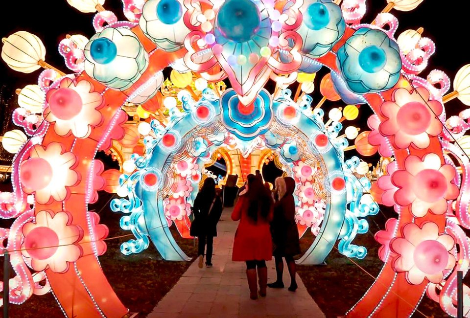 The annual Winter Lantern Festival is back for a fourth year, transforming SIUH Community Park into an immersive world of light. Photo courtesy of the festival