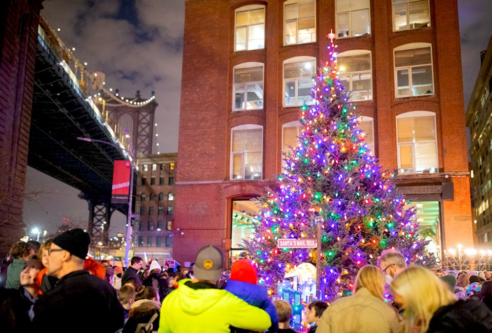 Celebrate the start of the holiday season at Calypso, Carols, and Cocoa: The Dumbo Holiday Lighting. Photo by Hassan Mokaddam