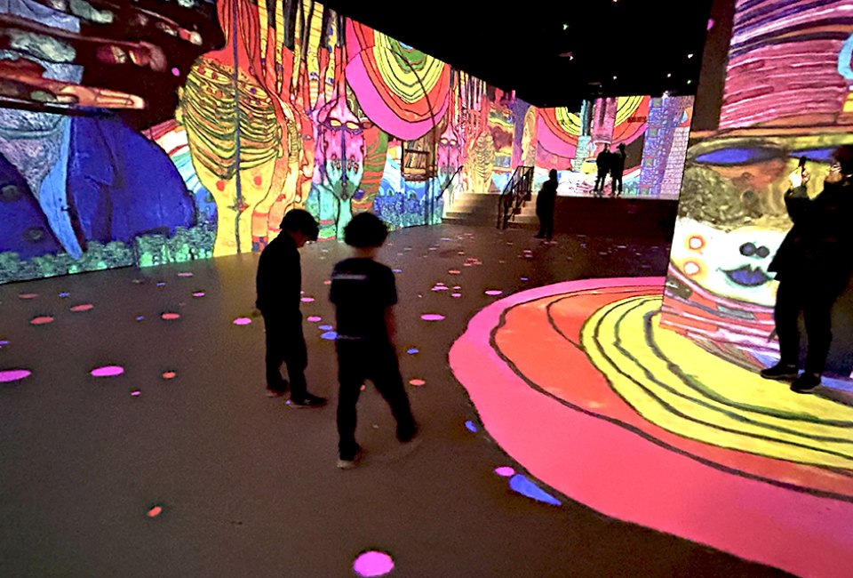 The inaugural Hall des Lumières exhibition is a multi-sensory celebration. 