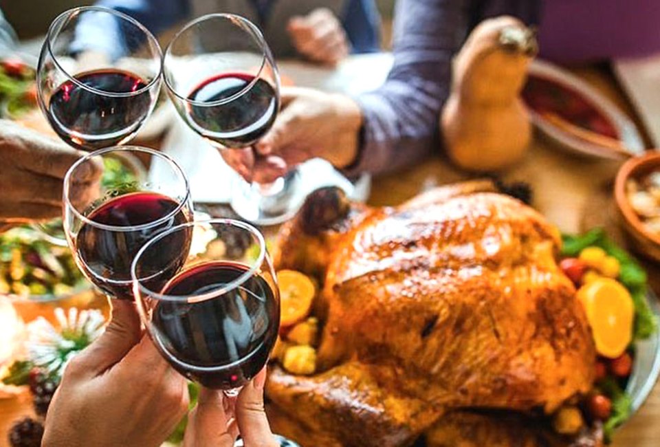 Restaurants open on Thanksgiving in NYC Arte Cafe 