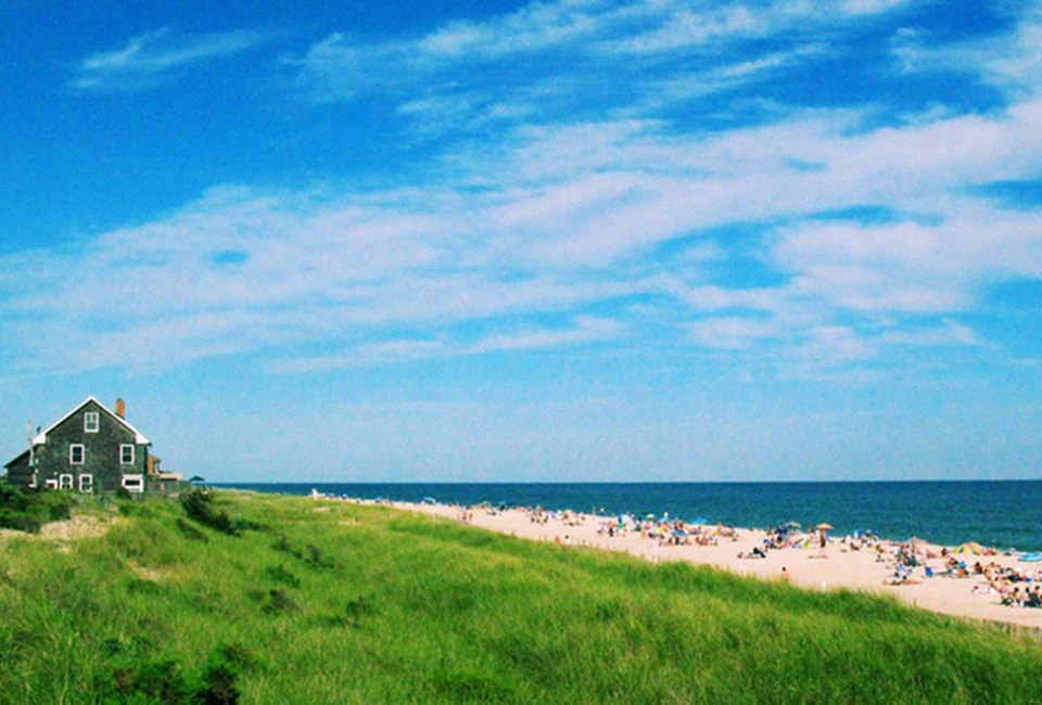 The tranquility of Ocean Beach on Fire Island will win your family over. Photo by Tais Melillo via Flickr