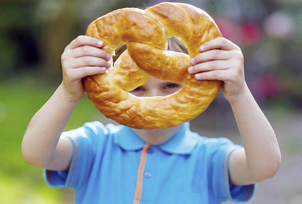 Autumn brings family-friendly Oktoberfest celebrations to Orlando. 