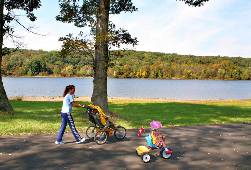 Peace Valley Park offers plenty of open space to enjoy fresh air and recreation. Photo by R. Kennedy for Visit Philadelphia