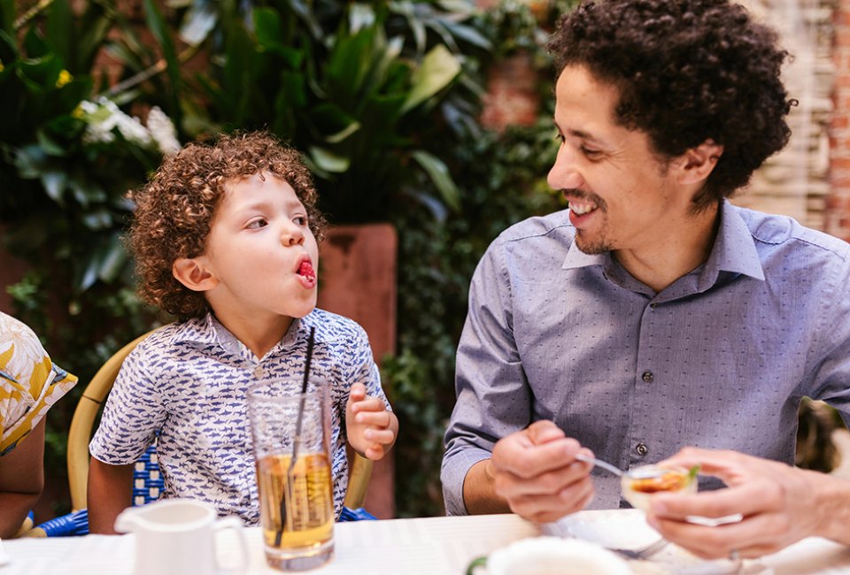 Check out our impressive list of children's meal deals at chain restaurants! Photo by RDNE via Pexels