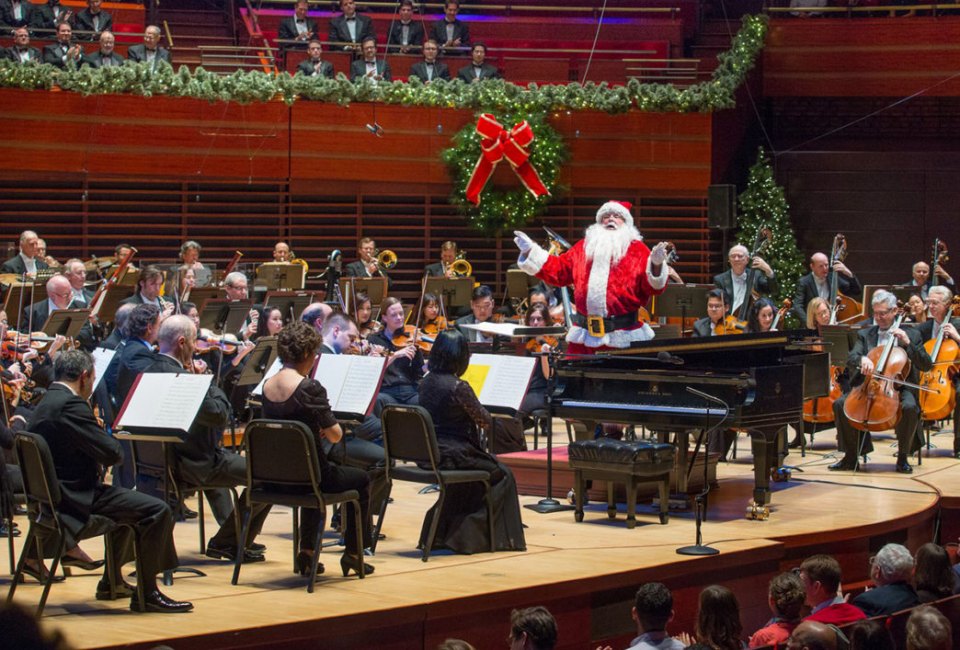 Santa outdoes himself at the  Philadelphia Orchestra's Christmas Kids' Spectacular. Photo by Jessica Griffin