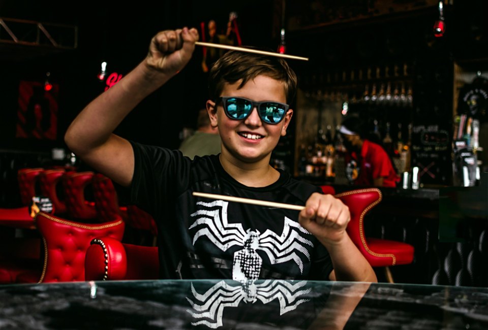 Make dining out with kids more fun at one of Houston's themed restaurants. Photo courtesy of Rock N Roll Sushi