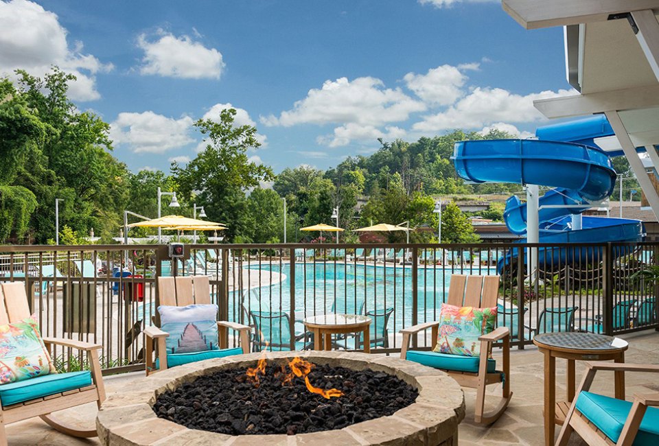 Margaritaville Resort Best Pigeon Forge Hotels and Hotels in Gatlinburg, TN for Families 