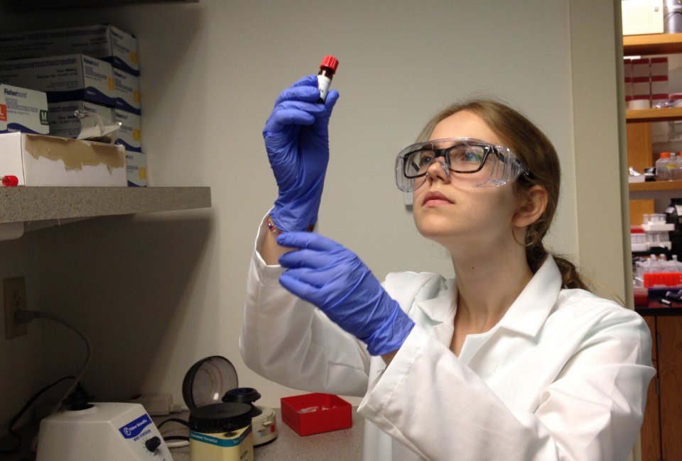 Teen summer internships at Research Science Institute