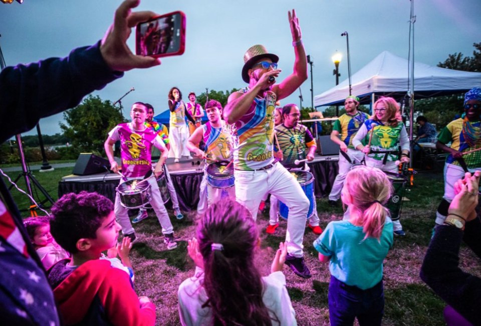 Get moving and shaking with live performances, good food, and family fun at the best summer festivals and fairs in Connecticut in 2024!