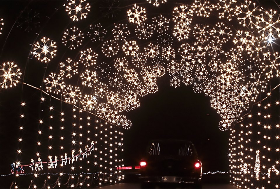Thrill to the holiday lights as you continue along the 25-minute drive.