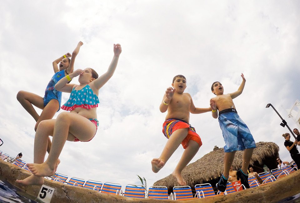 Be a daredevil while having tons of fun at Sahara Sam's, one of NJ's great waterparks.