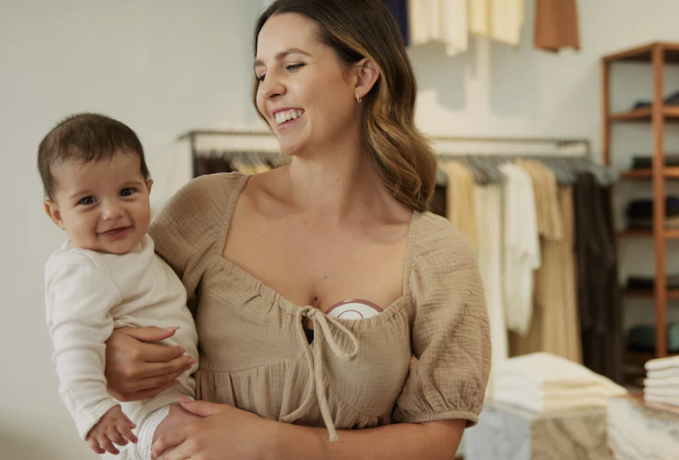 Momcozy creates cutting-edge products for new and expecting mothers, designed to deliver choice and comfort.