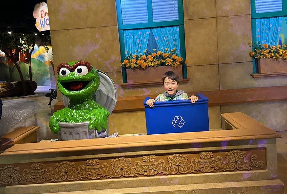 Play and pose with Oscar the Grouch and many other popular character at Sesame Street Play and Learn.