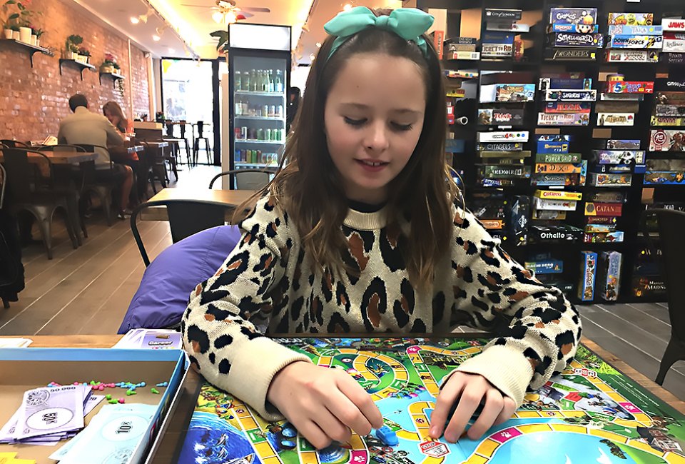 Play The Game of Life or more than 200 other games at Sip N' Play.