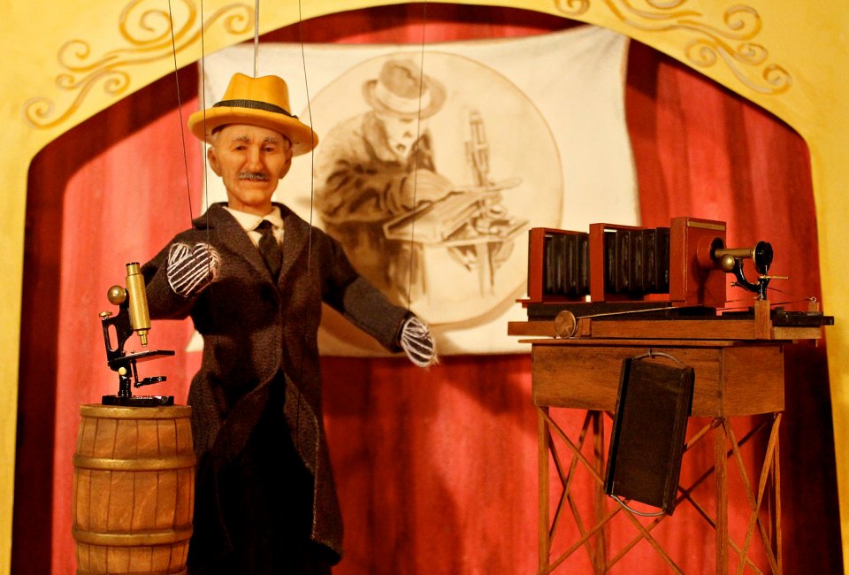 Snowflake Man is about wintry art and science. Photo courtesy of Puppet Showplace Theater