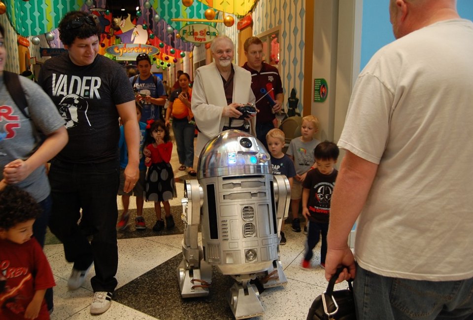 Kids can meet their favorite Star Wars characters during a special meet-and-greet. Photo courtesy of the Children's Museum of Houston. 
