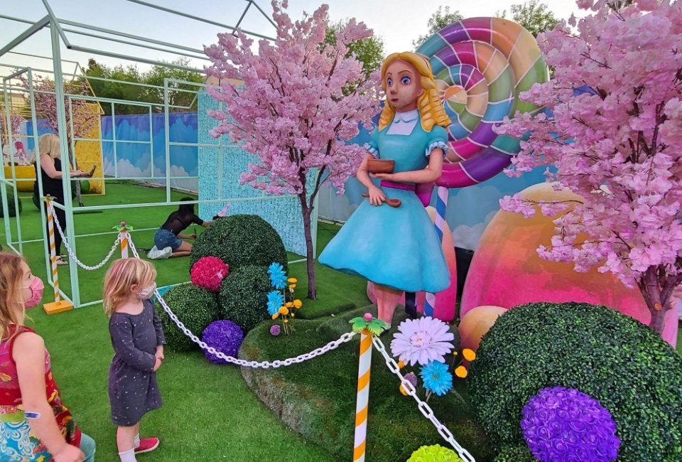 A Real Life Candy Land at Sugar Rush: Goldilocks chooses candy over porridge