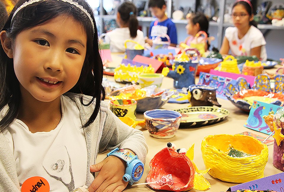 Gold Coast Art Studios offers a variety of arts classes, including ceramics. Photo courtesy of the studio