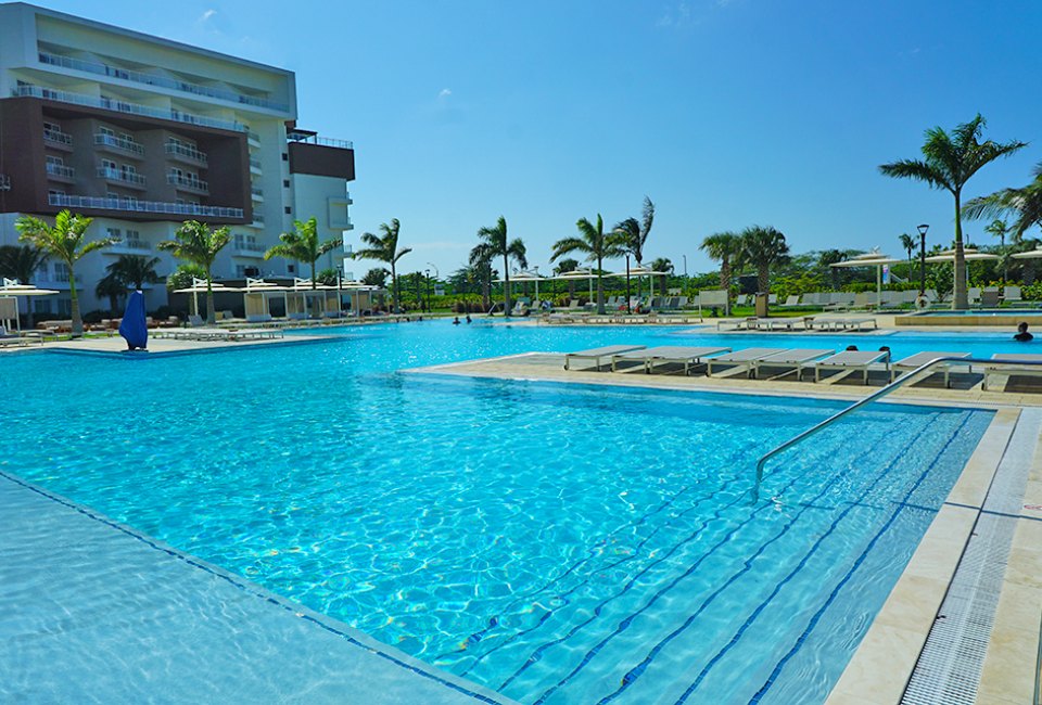 Cool off in Embassy Suites Aruba's sprawling pool. 