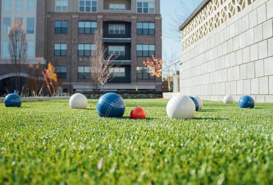 Howell's Kitchen and Bar!L Best Restaurants in Atlanta Where Kids Can Play While Parents Eat