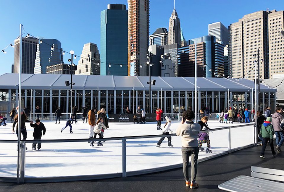Pier 17 boasts the only rooftop skating rink in NYC.